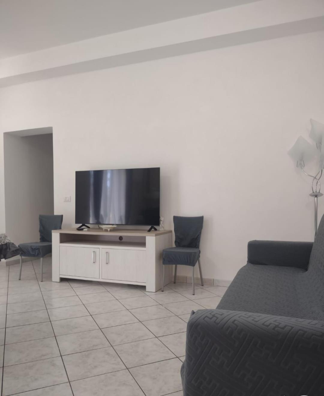 Appartement Lizzies Hus à Fiumicino Extérieur photo